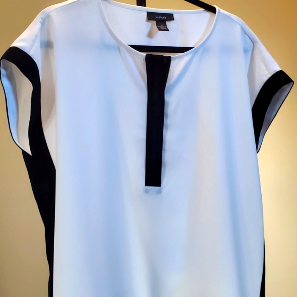 Alfani Black and White Blouse